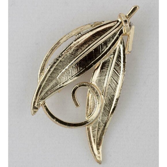 Vintage Gold-Tone Textured Double Leaf Scarf Brooch Lapel Pin 1.75" - Picture 1 of 2
